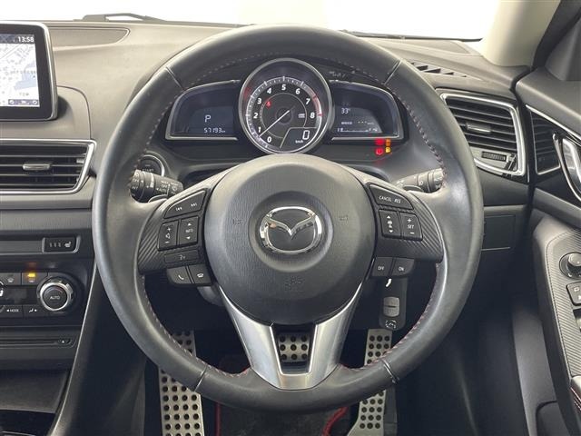 Mazda AXELA 2016 7242756-10