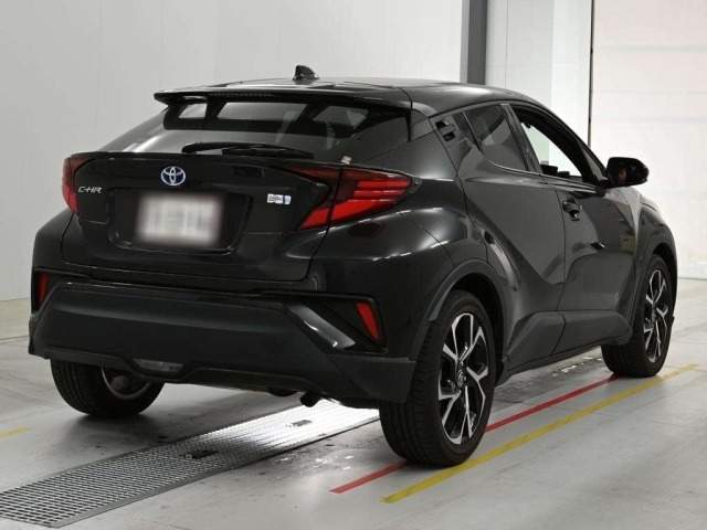 Toyota C-HR 2023 7255543-1
