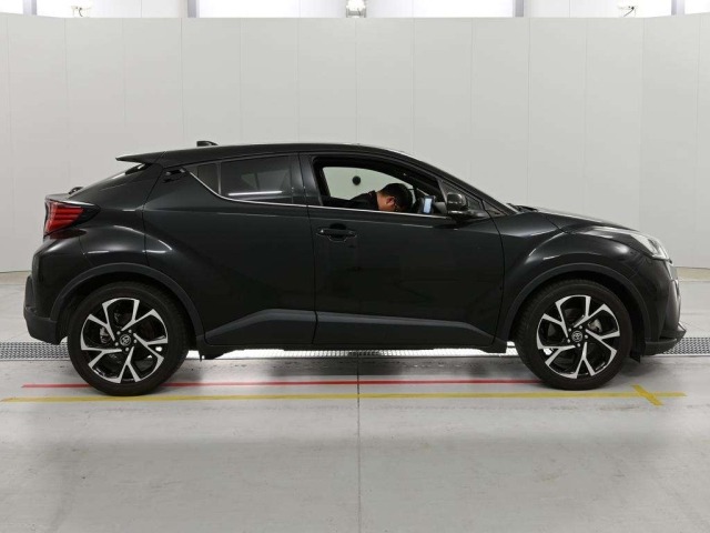 Toyota C-HR 2023 7255543-3