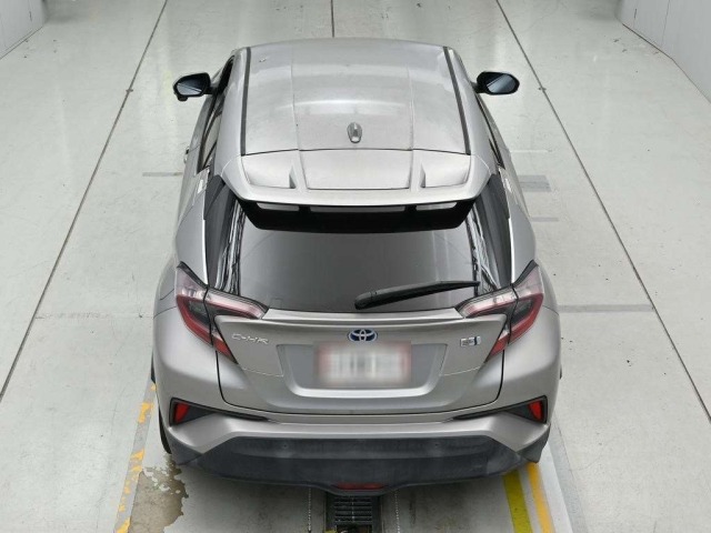 Toyota C-HR 2017 7255556-8