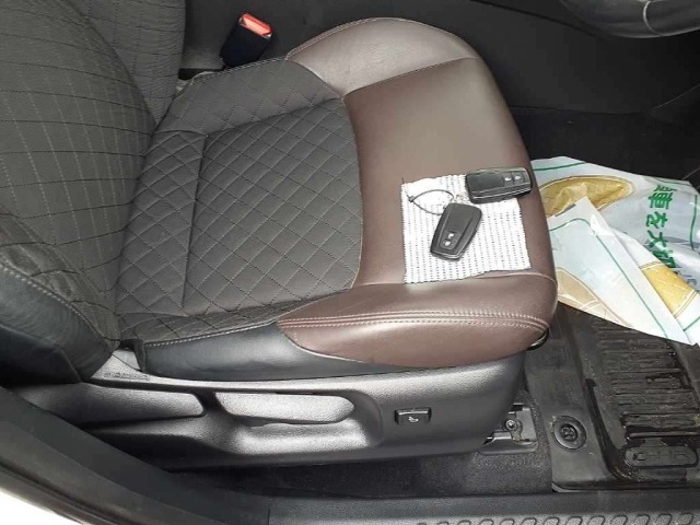Toyota C-HR 2017 7255557-10