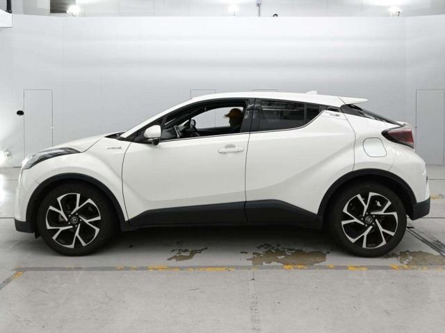 Toyota C-HR 2017 7255557-4