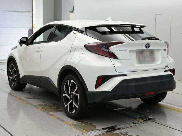 Toyota C-HR 2017 7255557-6