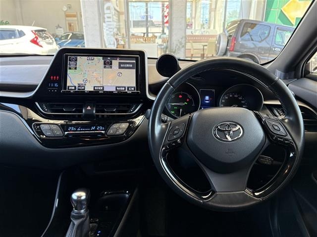 Toyota C-HR 2017 7255818-15