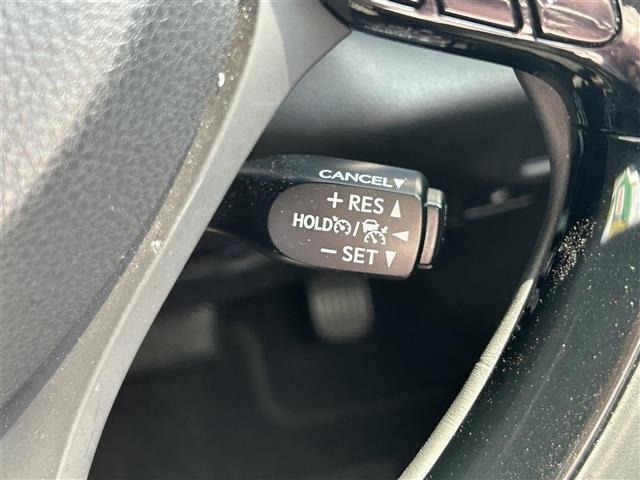 Toyota C-HR 2017 7255835-11