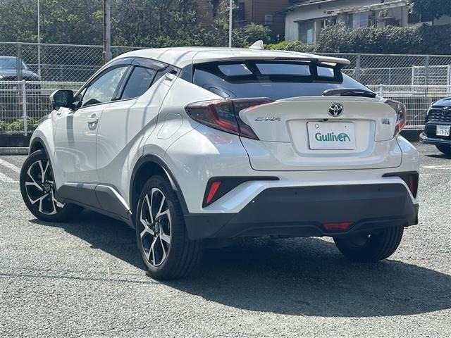 Toyota C-HR 2017 7255835-13