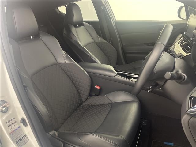 Toyota C-HR 2022 7255837-18