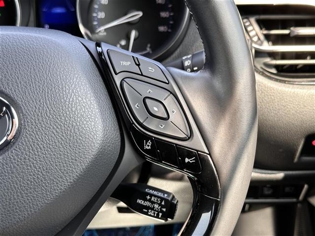 Toyota C-HR 2018 7255838-22