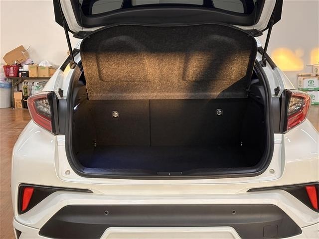 Toyota C-HR 2017 7255846-1