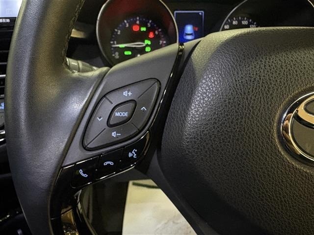 Toyota C-HR 2017 7255846-12
