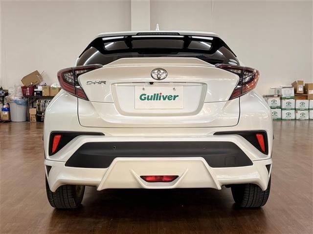 Toyota C-HR 2017 7255846-17