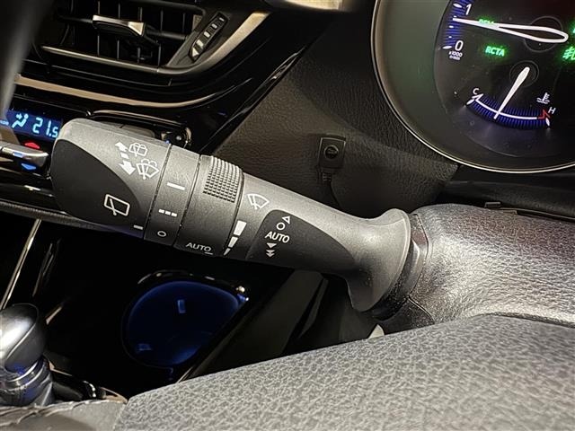 Toyota C-HR 2017 7255846-22