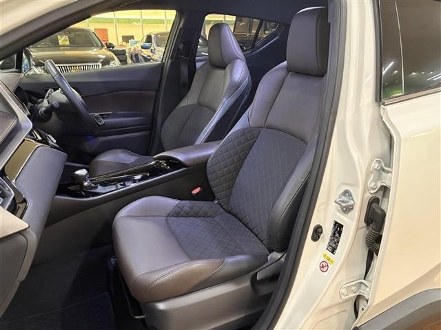Toyota C-HR 2017 7255846-8