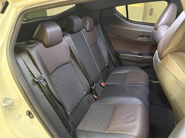 Toyota C-HR 2017 7255846-9
