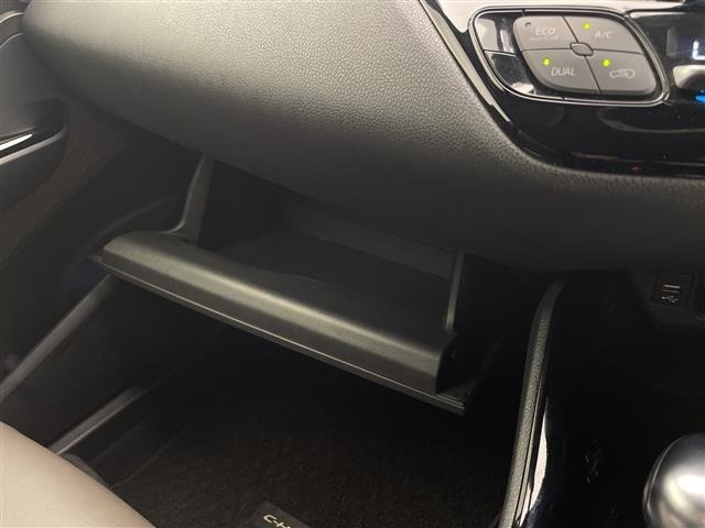 Toyota C-HR 2019 7255861-12