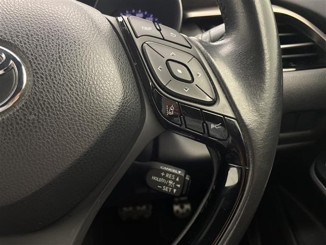 Toyota C-HR 2019 7255861-8
