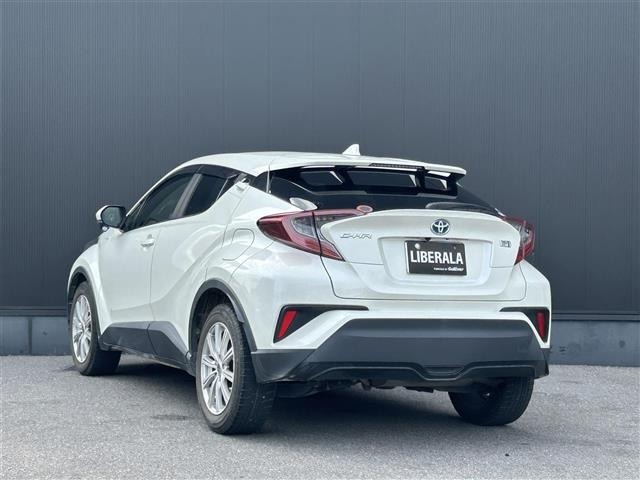 Toyota C-HR 2018 7255862-13