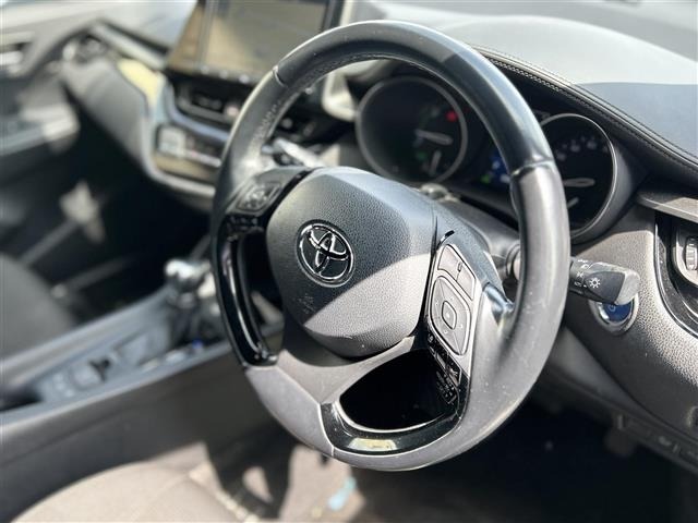 Toyota C-HR 2018 7255862-16