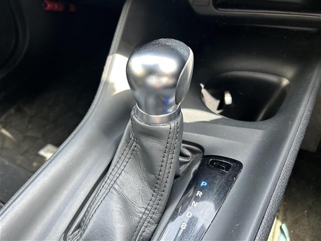 Toyota C-HR 2018 7255862-17