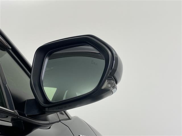 Toyota C-HR 2017 7255869-17