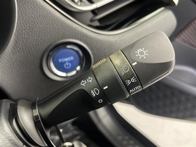 Toyota C-HR 2017 7255869-9