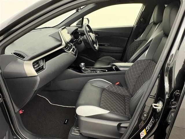 Toyota C-HR 2019 7255876-10