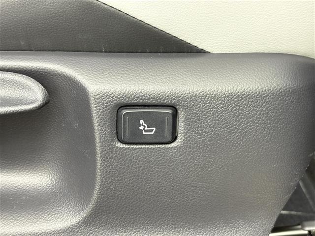Toyota C-HR 2019 7255876-7