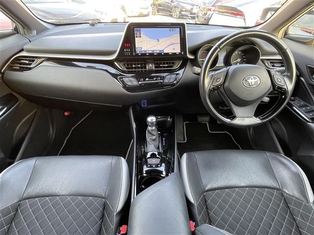 Toyota C-HR 2019 7255880-15