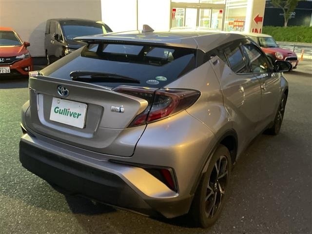 Toyota C-HR 2017 7255889-18