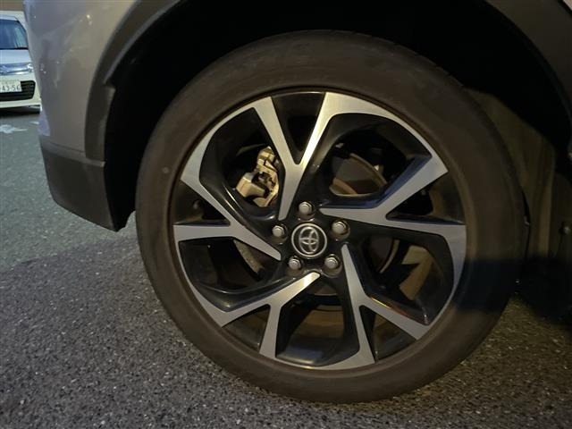 Toyota C-HR 2017 7255889-7