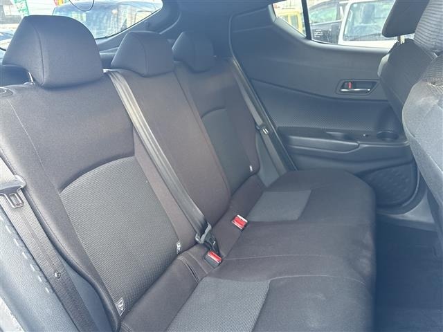 Toyota C-HR 2018 7255890-6