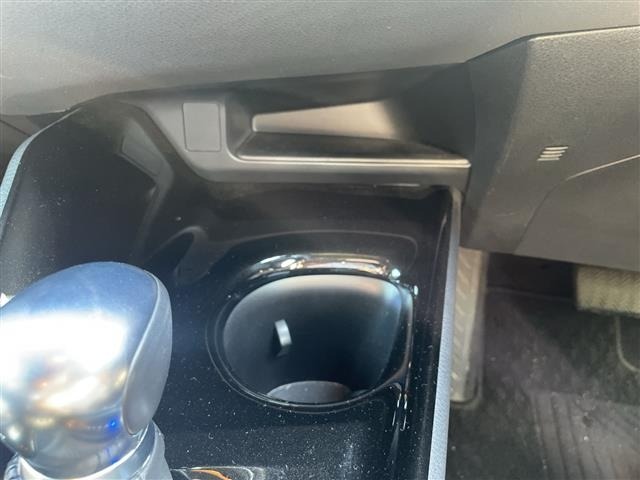 Toyota C-HR 2017 7255897-10