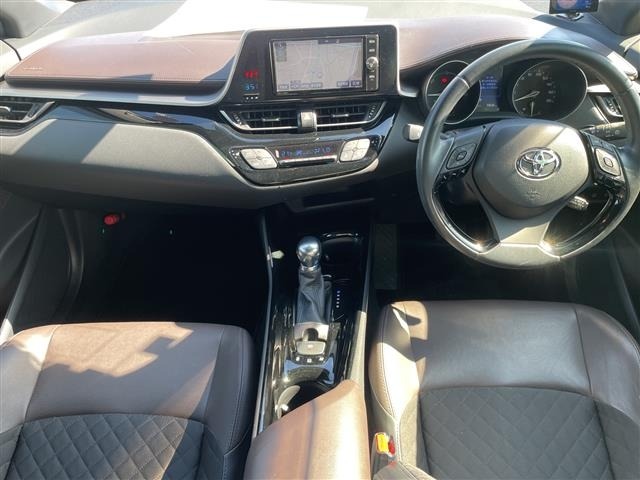 Toyota C-HR 2017 7255897-14