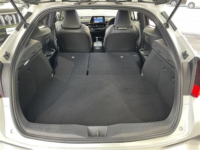 Toyota C-HR 2023 7255904-12