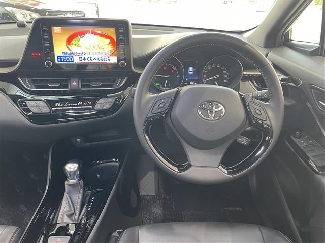 Toyota C-HR 2023 7255904-14