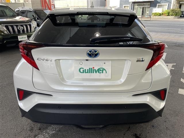 Toyota C-HR 2023 7255904-16