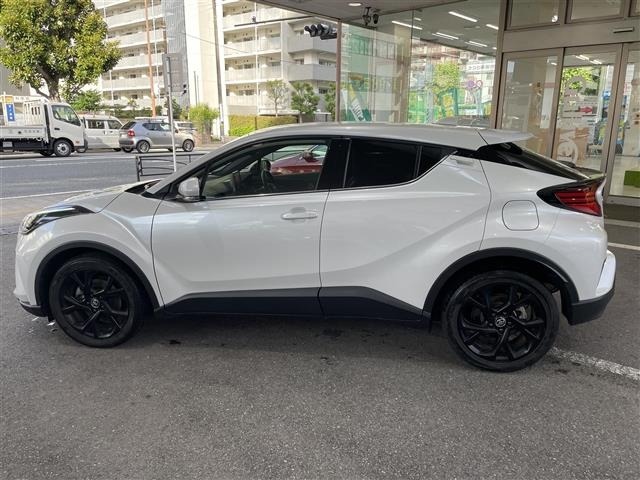 Toyota C-HR 2023 7255904-18