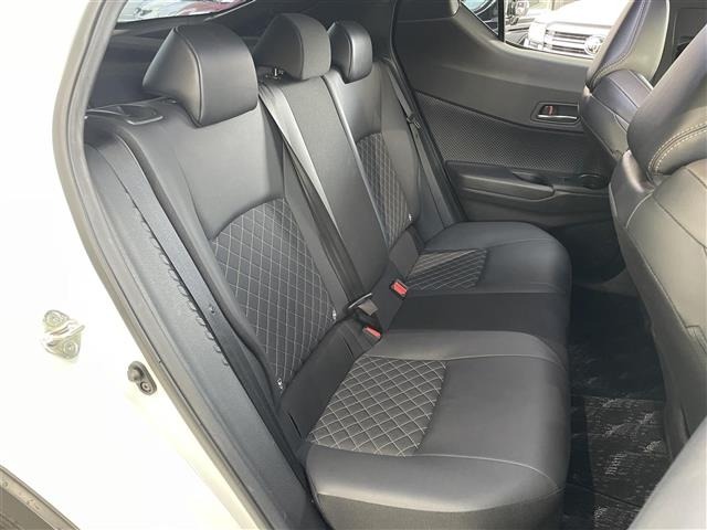 Toyota C-HR 2023 7255904-7