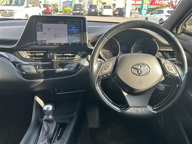 Toyota C-HR 2018 7255906-14
