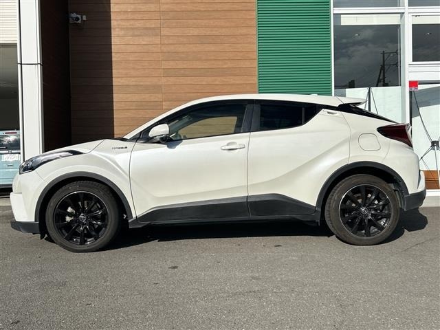 Toyota C-HR 2018 7255906-17