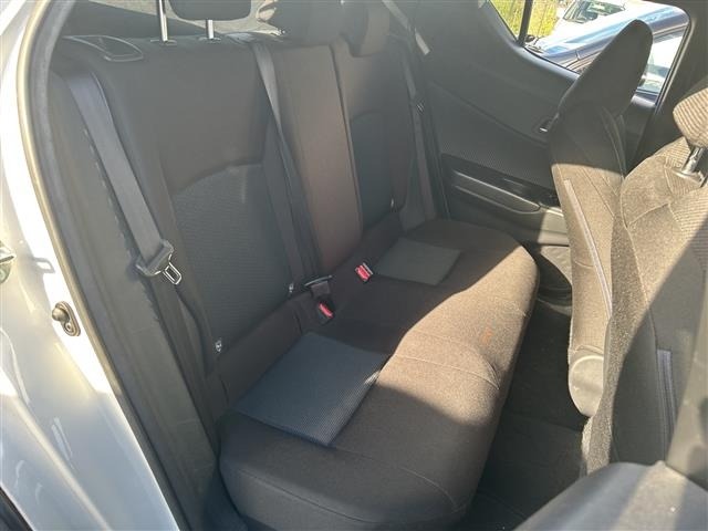 Toyota C-HR 2018 7255906-5