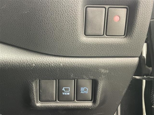 Toyota C-HR 2021 7255907-21
