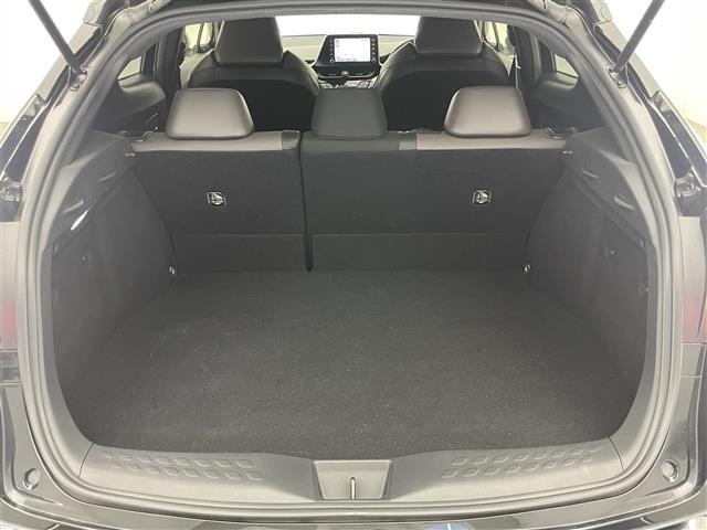 Toyota C-HR 2021 7255907-6