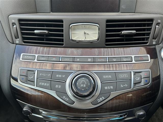 Nissan CIMA 2012 7236856-4