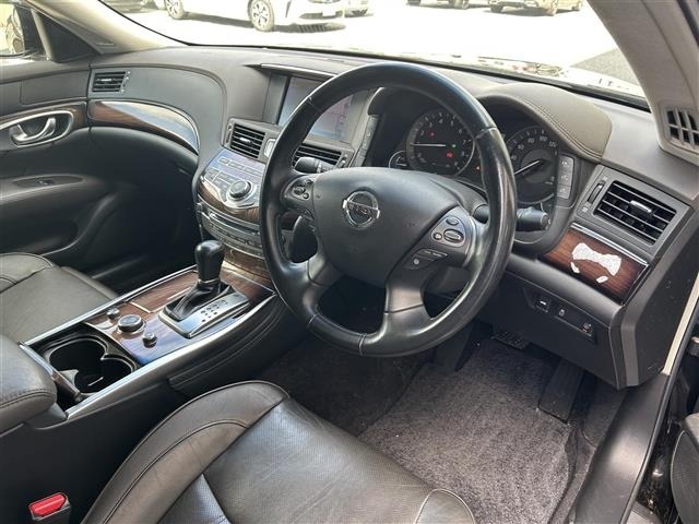 Nissan CIMA 2012 7236856-7
