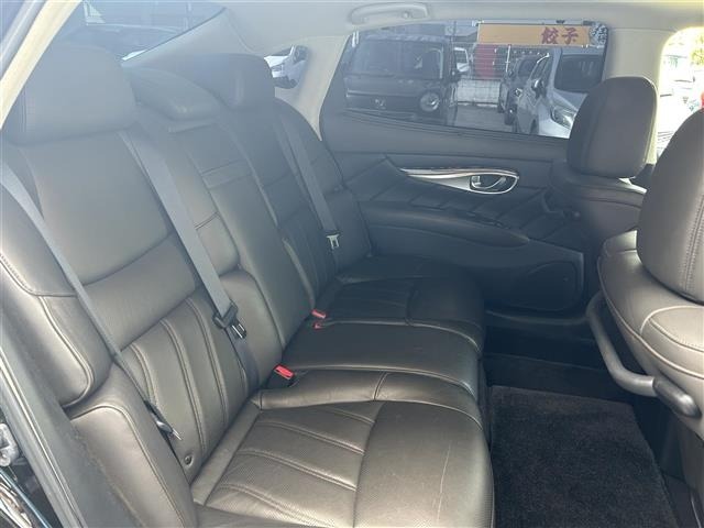Nissan CIMA 2012 7236856-9