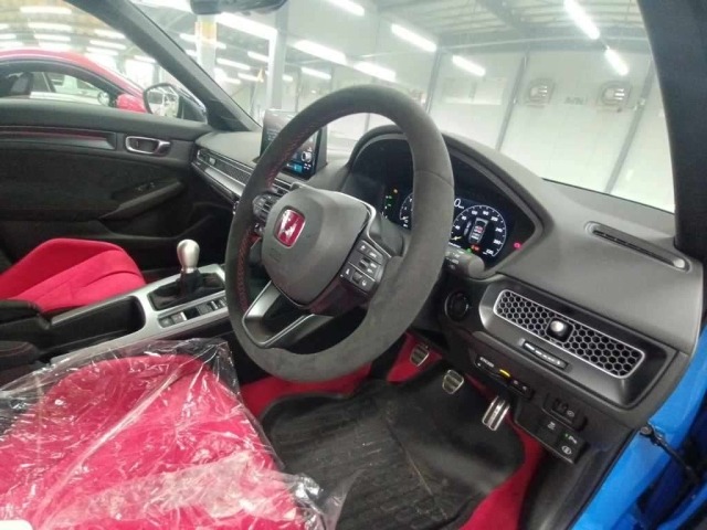 Honda CIVIC 2025 7238961-9