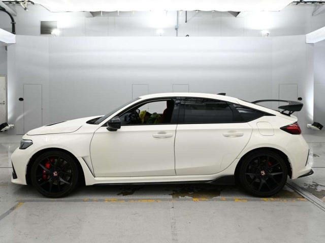 Honda CIVIC 2023 7239075-4