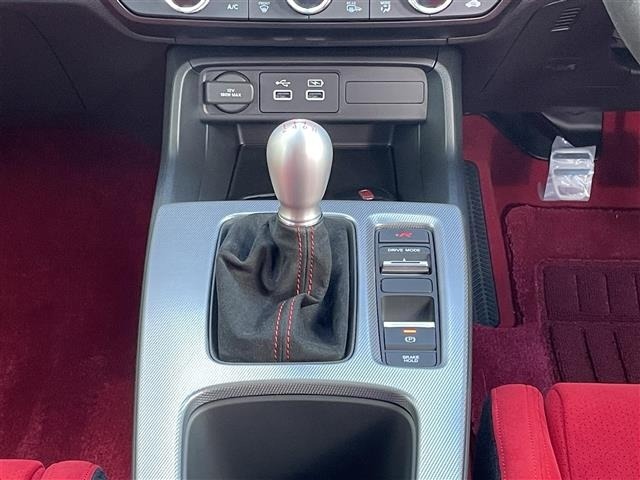 Honda CIVIC 2025 7239759-20