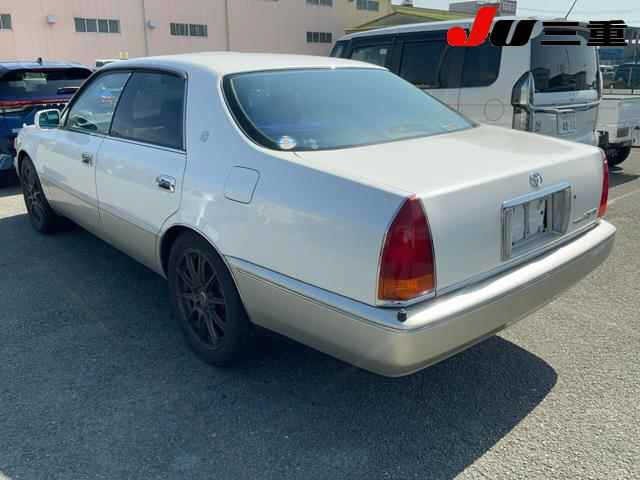 Toyota CROWN MAJESTA 1997 7240658-1